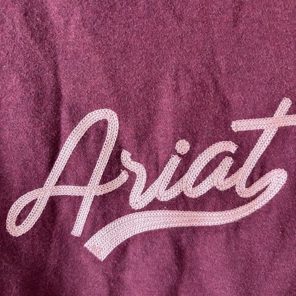 Ariat REAL Sweatshirt Womens MED Burgundy Funnel‎ Neck Pullover Kangaroo Pocket - Picture 2 of 7
